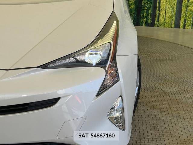 Toyota PRIUS 2017-03 366420-12