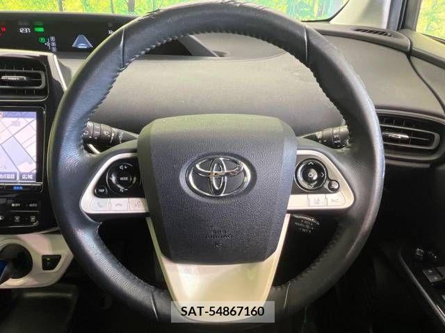 Toyota PRIUS 2017-03 366420-11