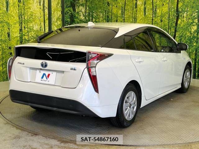 Toyota PRIUS 2017-03 366420-17