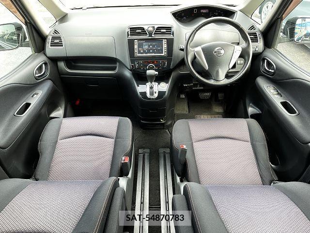 Nissan SERENA 2011-02 238025-1