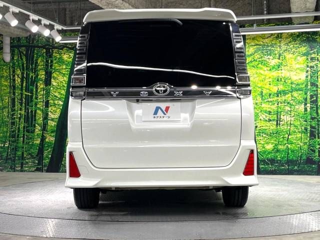 Toyota VOXY 2018-09 29037-16
