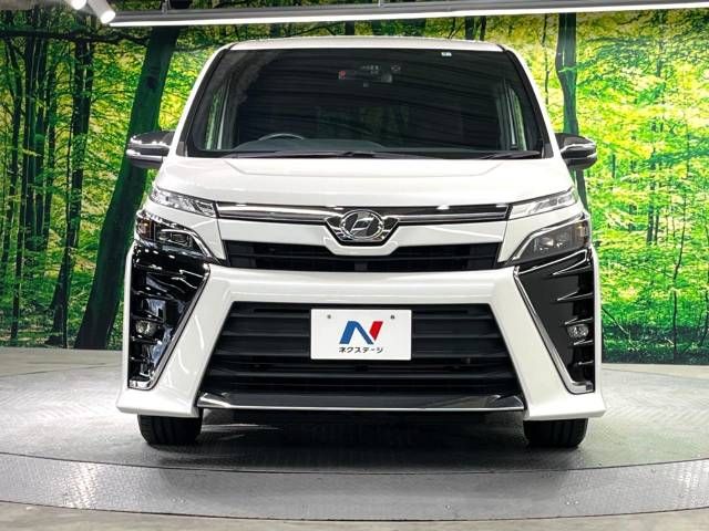 Toyota VOXY 2018-09 29037-15