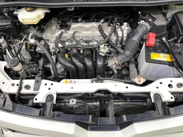Toyota VOXY 2018-09 29037-19