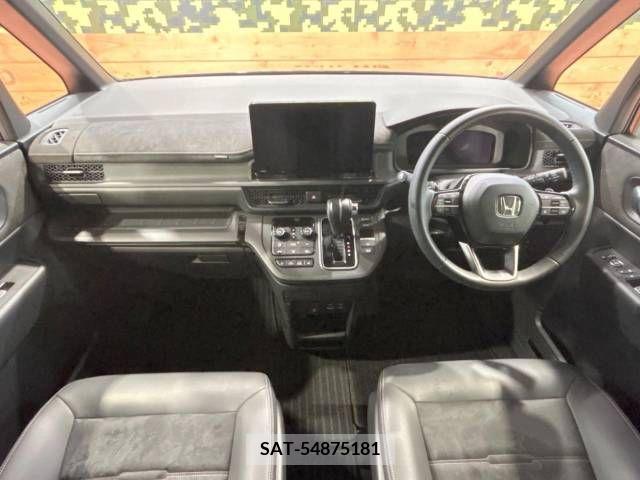 Honda e 2022-11 394317-1