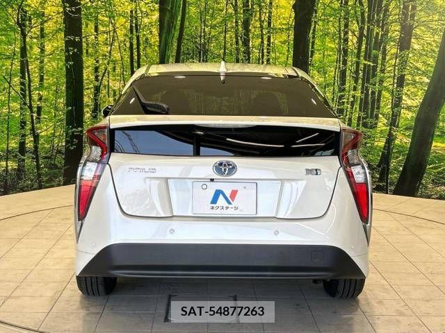 Toyota PRIUS 2016-03 366357-15