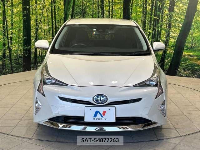 Toyota PRIUS 2016-03 366357-14
