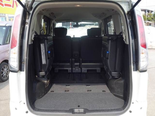 Nissan SERENA 2011-03 1540-17