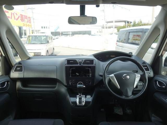 Nissan SERENA 2011-03 1540-7