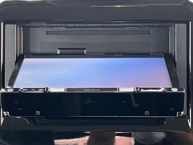 Suzuki X BEE 2018-03 8810-16