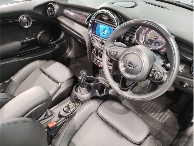 Bmw MINI 2020-03 28184-13