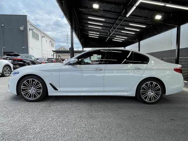 Bmw 5 SERIES 2017-03 193143-16