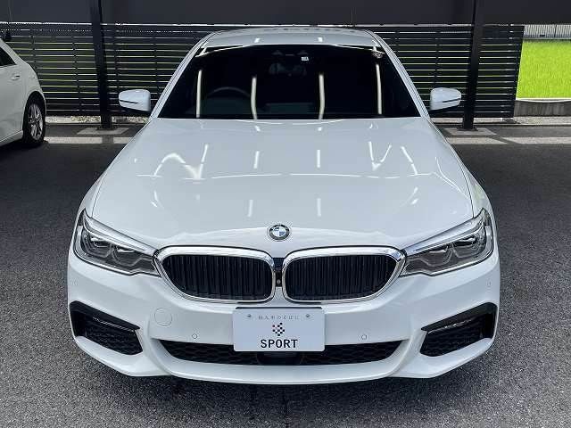 Bmw 5 SERIES 2017-03 193143-11