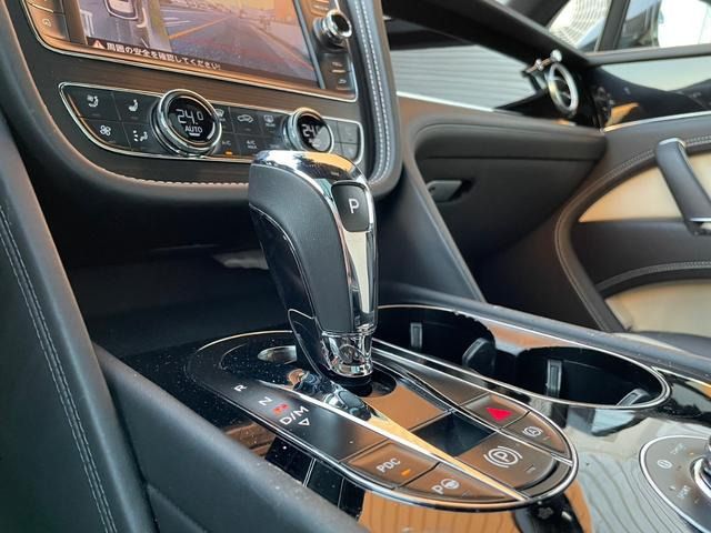 Bentley BENTAYGA 2018-10 4929-19