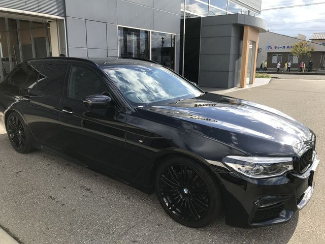 Bmw 5 SERIES 2019-04 15030-4