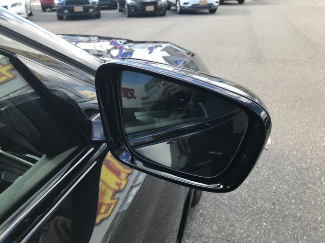 Bmw 5 SERIES 2019-04 15030-24