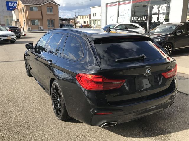Bmw 5 SERIES 2019-04 15030-8