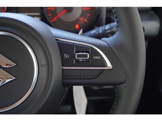 Suzuki JIMNY 2023-08 17457-11