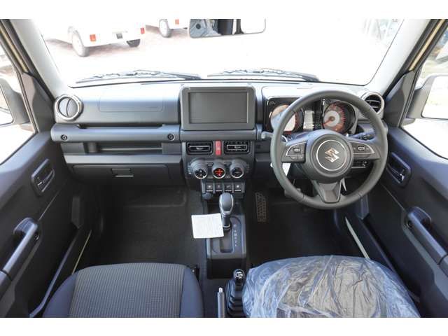 Suzuki JIMNY 2023-08 17457-4