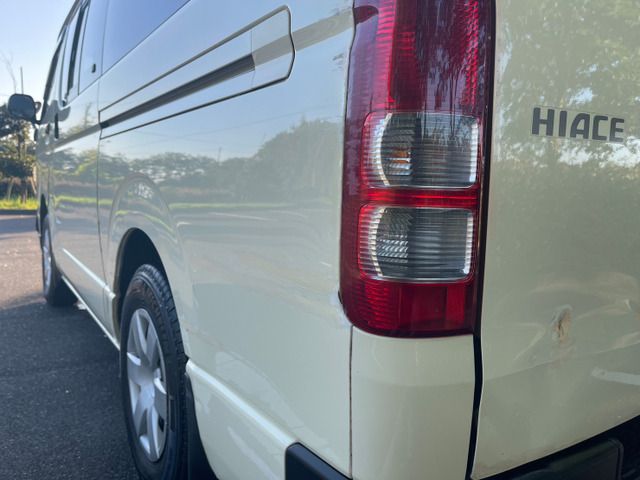 Toyota HIACE VAN 2011-08 5757-17