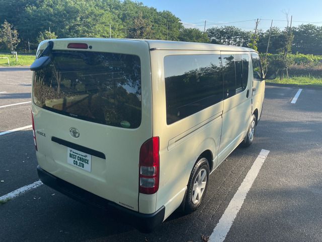 Toyota HIACE VAN 2011-08 5757-12