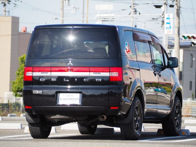 Mitsubishi DELICA D5 2007-02 12225-12
