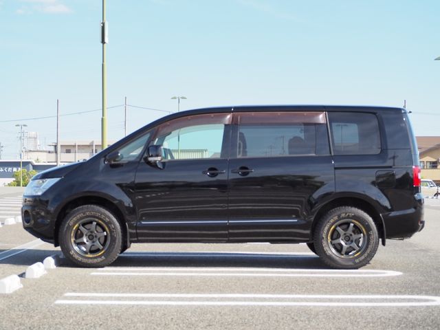 Mitsubishi DELICA D5 2007-02 12225-8