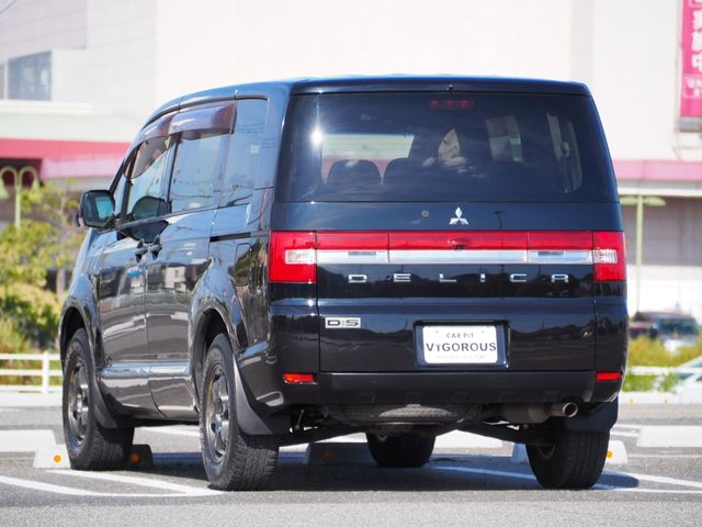 Mitsubishi DELICA D5 2007-02 12225-2