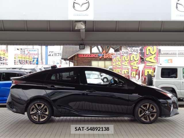 Toyota PRIUS 2018-07 387234-10