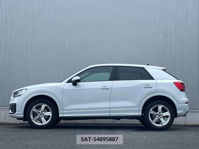 Audi Q2 2019-05 335395-7
