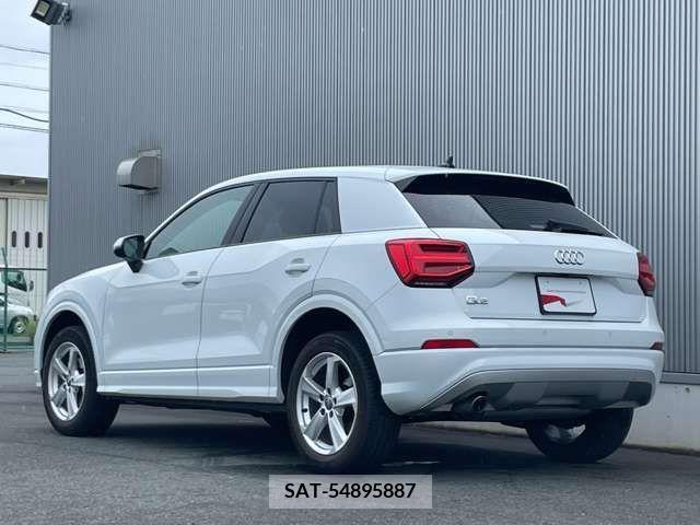 Audi Q2 2019-05 335395-6