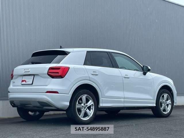 Audi Q2 2019-05 335395-4