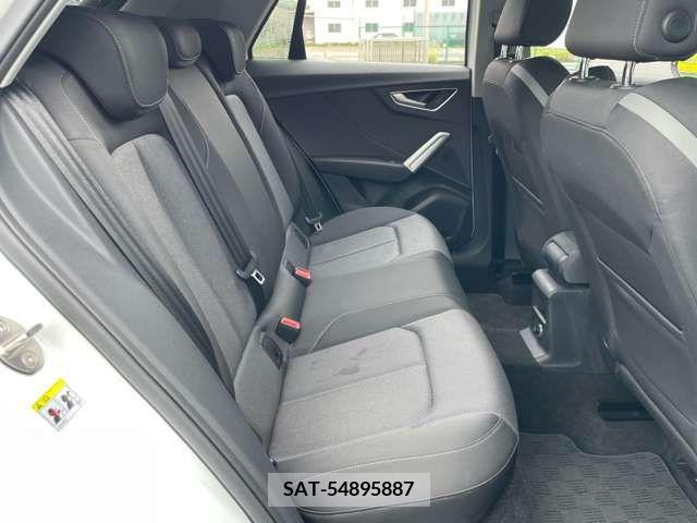 Audi Q2 2019-05 335395-13