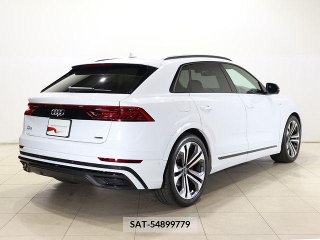 Audi Q8 2021-05 292845-7