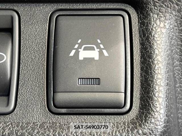 Nissan NOTE 2019-03 279909-5