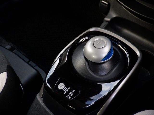 Nissan NOTE 2020-06 7424-14