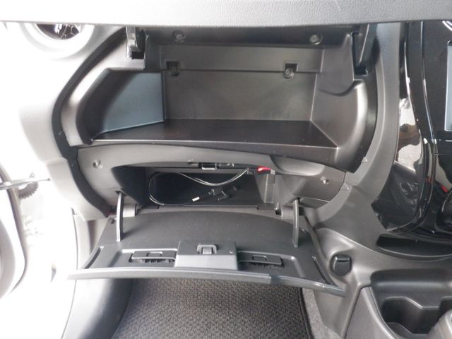 Nissan NOTE 2020-06 7424-22