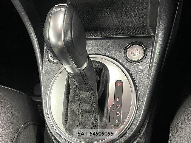 VolksWagen THE BEETLE 2019-12 320205-12