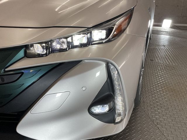 Toyota PRIUS PHV 2017-02 15388-9