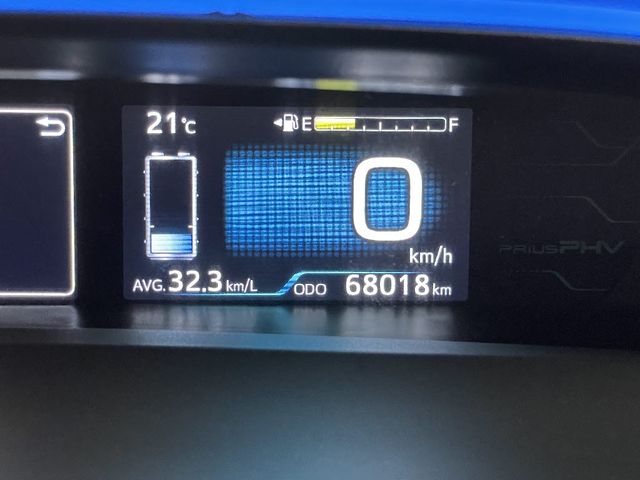 Toyota PRIUS PHV 2017-02 15388-28