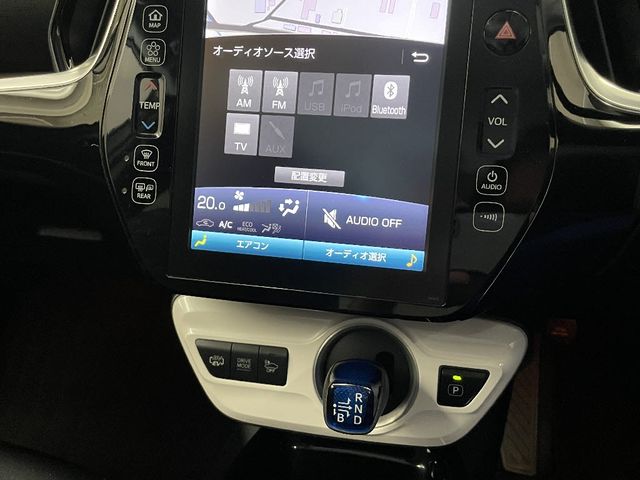Toyota PRIUS PHV 2017-02 15388-17