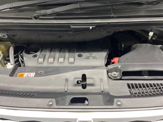 Mitsubishi DELICA D5 2021-02 185944-19