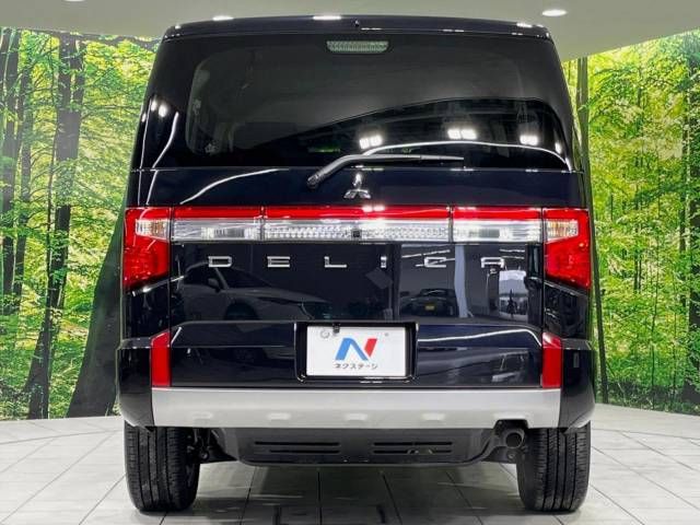 Mitsubishi DELICA D5 2023-05 14100-15