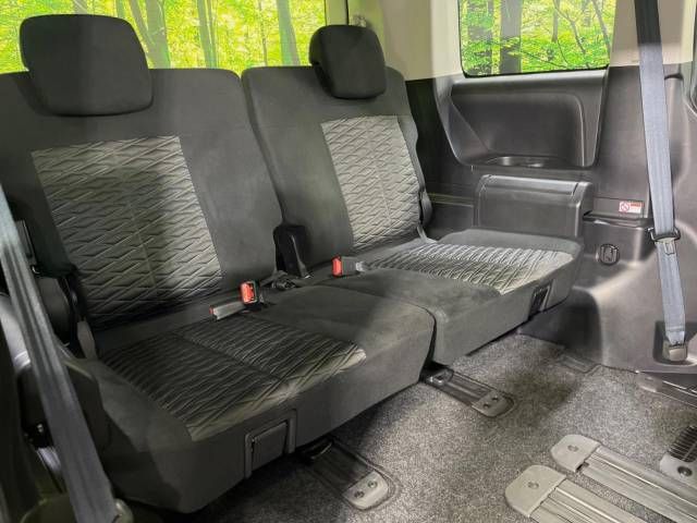 Mitsubishi DELICA D5 2023-05 14100-10