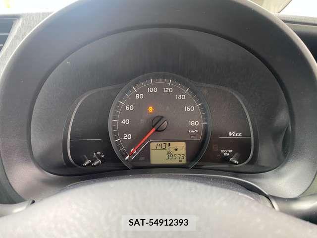 Toyota VITZ 2011-09 288575-9