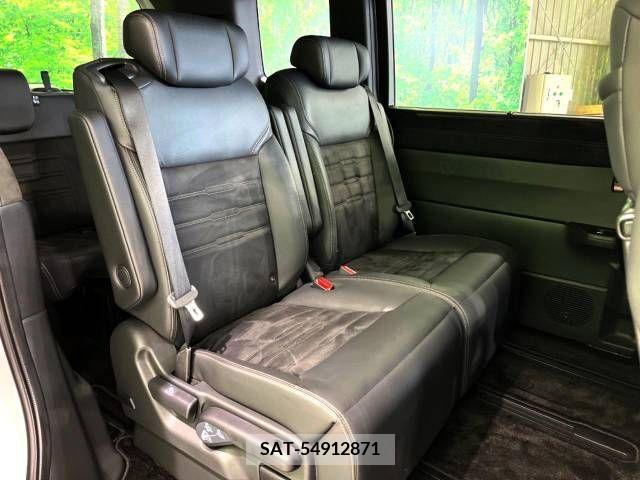 Honda e 2023-06 381477-13