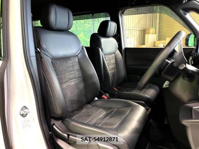 Honda e 2023-06 381477-12