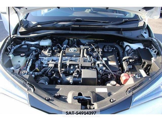 Toyota C-HR 2017-03 214184-19