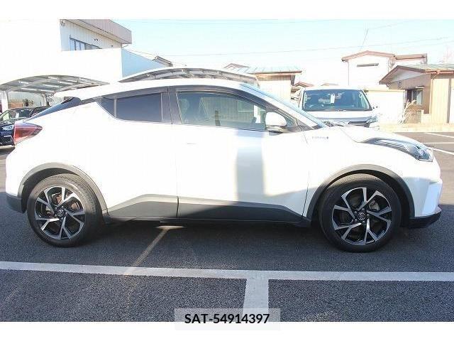 Toyota C-HR 2017-03 214184-8