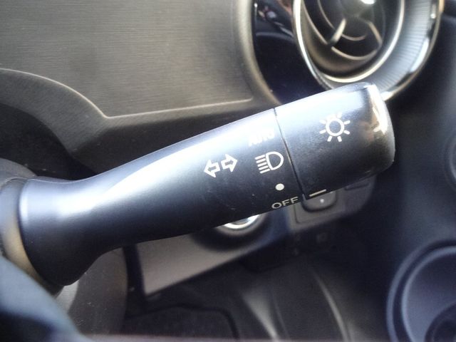 Toyota AQUA 2019-03 28259-18