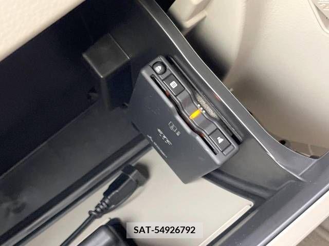 Suzuki EVERY WAGON 2021-06 383924-6
